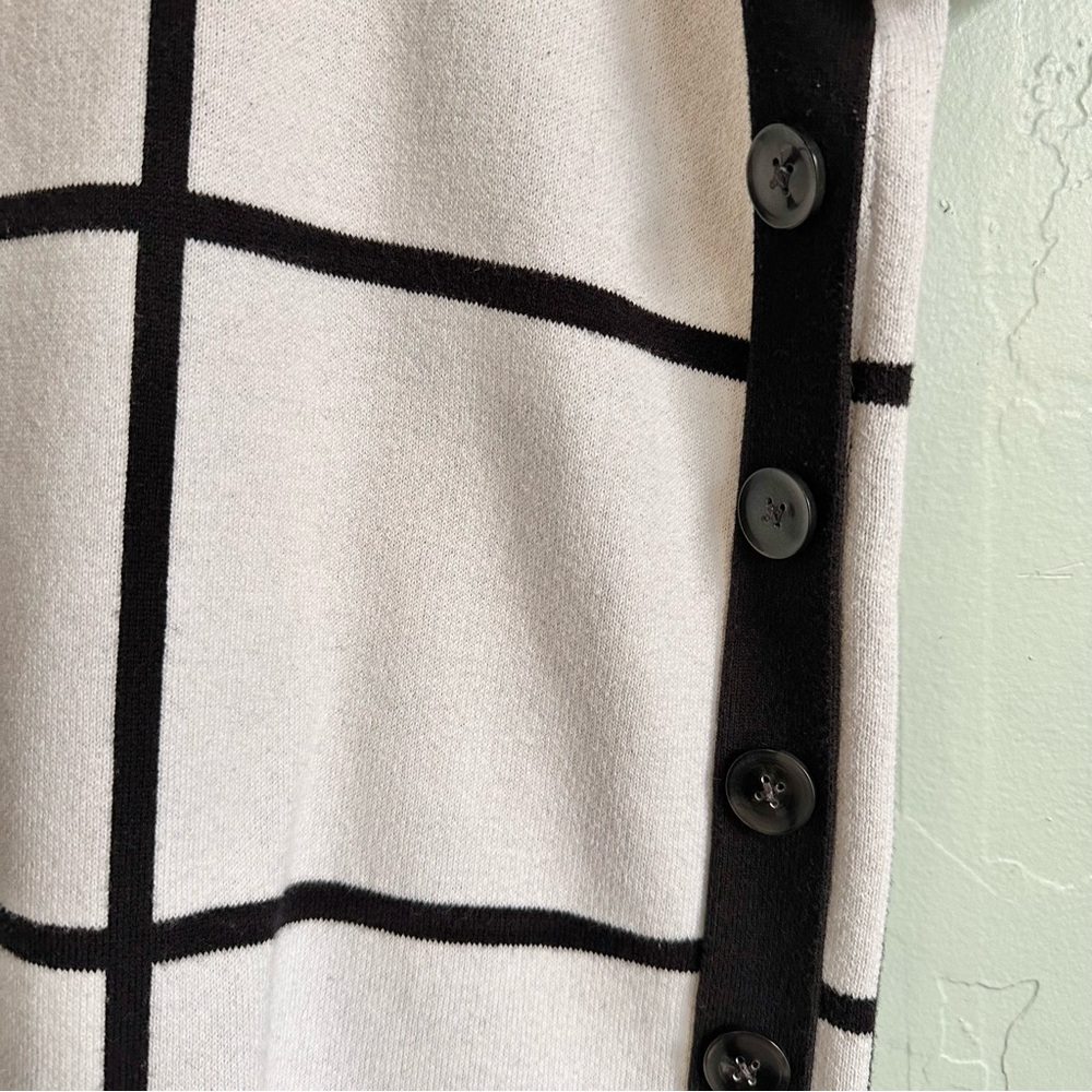Ann Taylor Factory Cream Top with Black Grid Detail - Picture 3 of 6